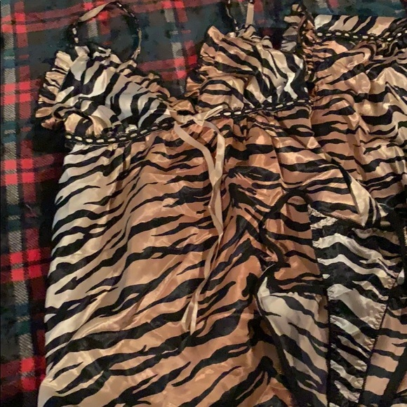 3piece lingerie leopard set - Picture 2 of 3